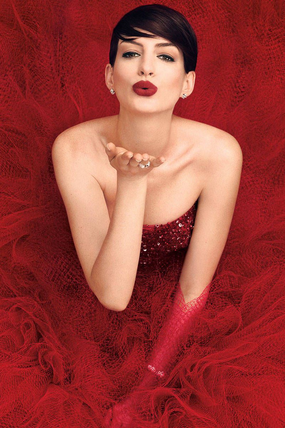 Nhan sắc nóng bỏng của nữ thần sắc đẹp đương đại Hollywood Anne Hathaway - Ảnh 7.