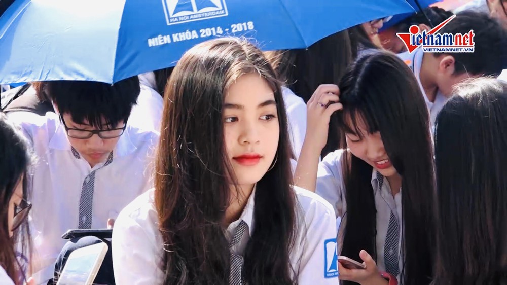 Gây xôn xao khi xuất hiện vài giây trong clip bế giảng, cựu nữ sinh trường Ams tiết lộ quá khứ đầy tự ti - Ảnh 3.