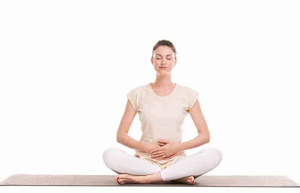 Yoga Trị liệu: Chuyên gia hướng dẫn bài tập thở quan trọng nhất để khỏe mạnh, sống thọ - Ảnh 2.
