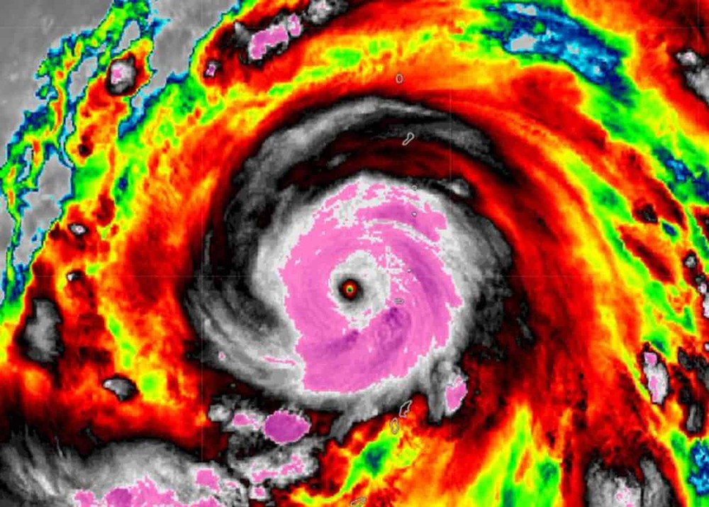 Siêu bão Hagibis tăng cấp dữ dội, khả năng đe dọa châu Á: Vùng nào sẽ bị tấn công trực tiếp? - Ảnh 2.