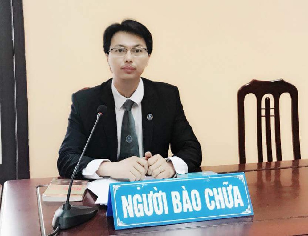 Gia đình nam sinh ở Phú Thọ kháng cáo, đề nghị tăng nặng hình phạt và mức bồi thường với cựu hiệu trưởng Đinh Bằng My - Ảnh 1.