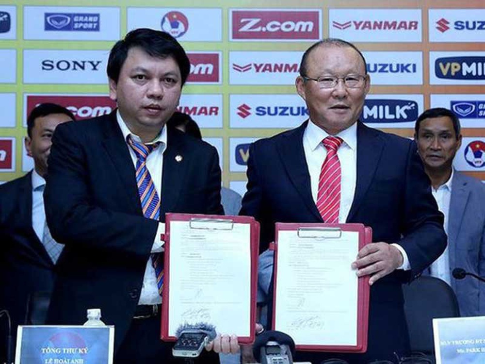 Đâm vào xe con đi ngược chiều, chiến sĩ bộ đội tử vong thương tâm 