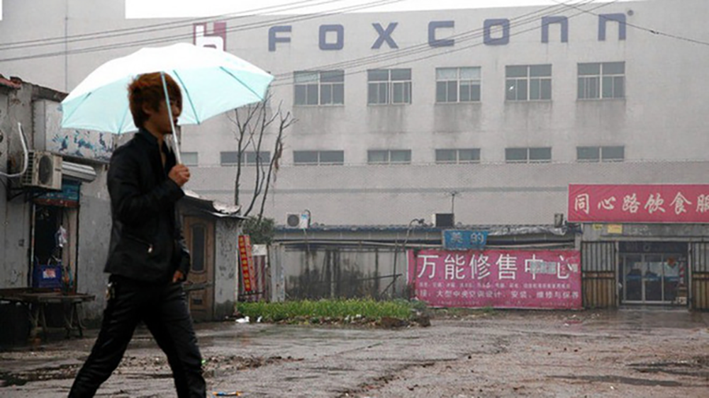Bán linh kiện iPhone trộm cắp, công nhân Foxconn kiếm được 43 triệu USD - Ảnh 1.