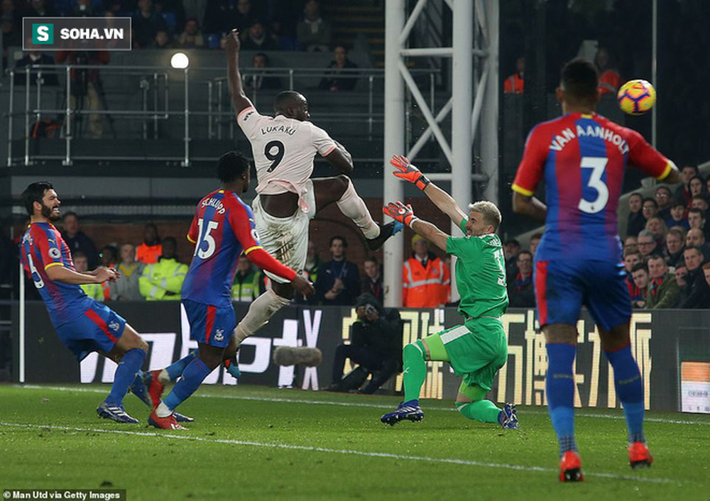 Cựu binh tỏa sáng, Man United thắng trận nghẹt thở giữa giông bão chấn thương