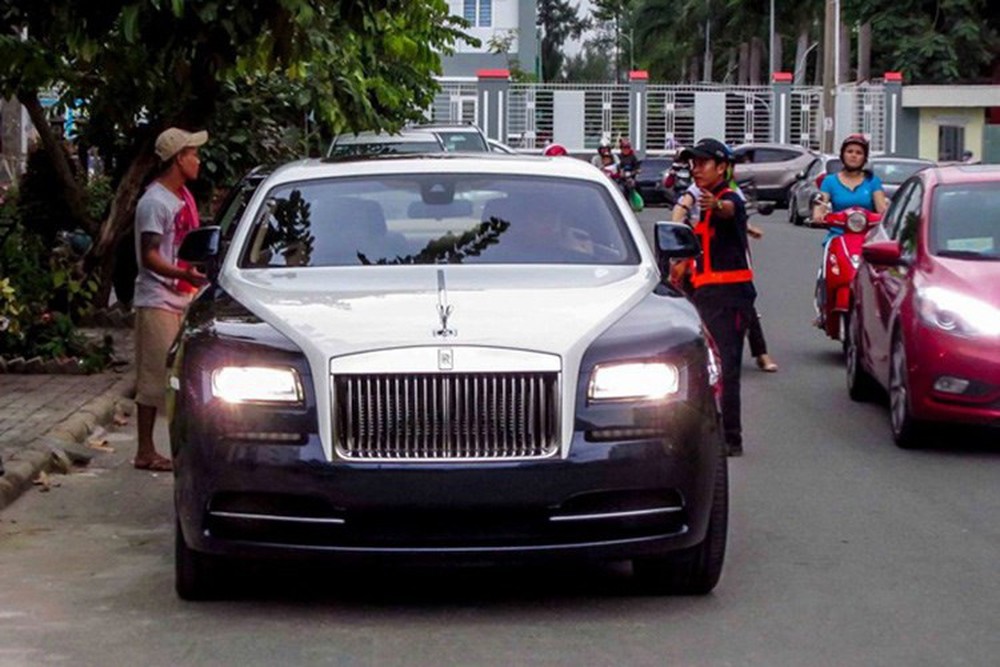Đại gia Rolls Royce Ninh Bình chi bạo 350 tỷ đồng mua doanh nghiệp nhà nước - Ảnh 2.