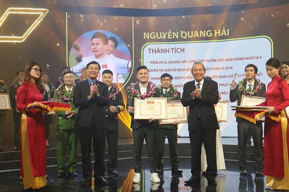 Trao giải 10 Gương mặt trẻ Việt Nam tiêu biểu năm 2018 - Ảnh 2.