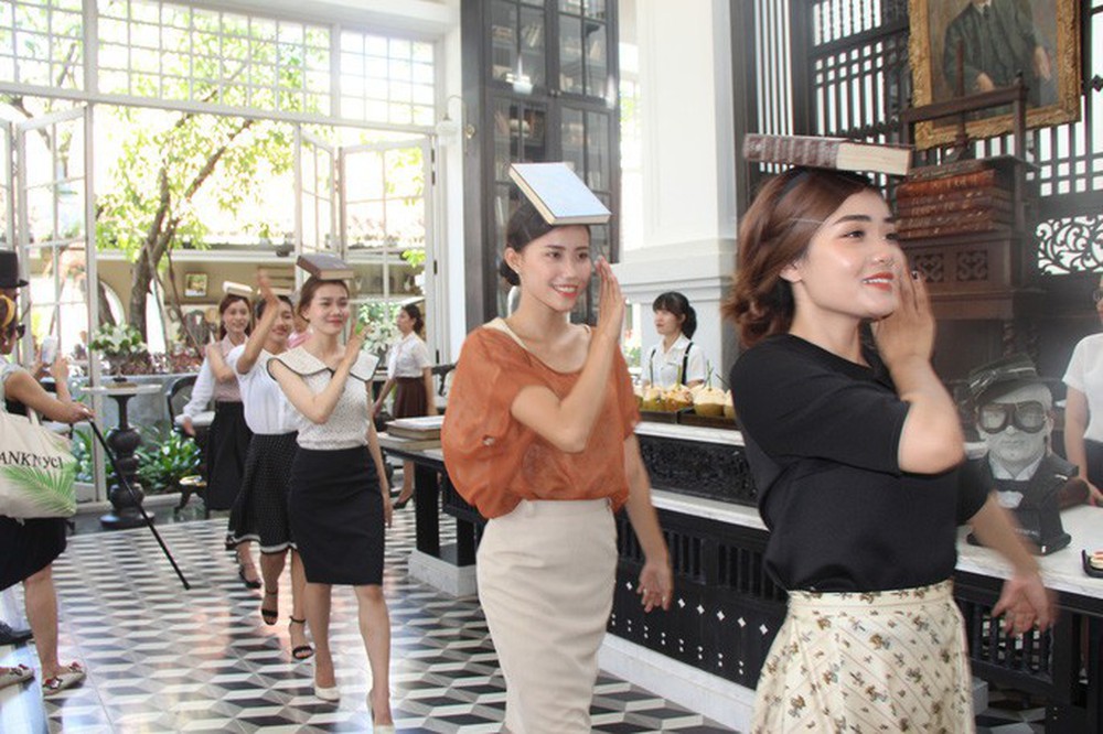 Thì ra chú rể tỷ phú Ấn Độ trong đám cưới xa hoa bậc nhất với 7 ngày ở Phú Quốc không chỉ siêu giàu mà còn cực ngôn tình thế này - Ảnh 6.