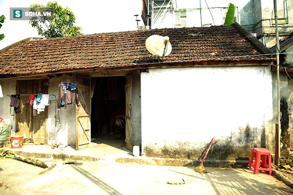 Cha nó tàn tật nên tôi vẫn phải gửi họ hàng để ra đây vì nó cần tôi hơn bao giờ hết - Ảnh 1.