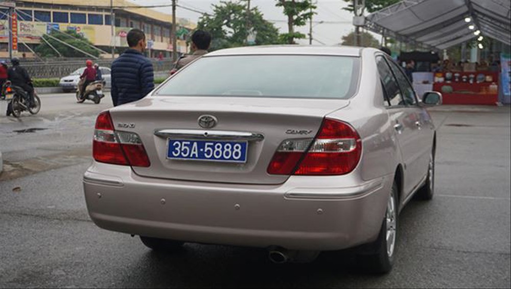Ô tô 2 biển số, 11 năm qua mặt cơ quan chức năng? - Ảnh 3.