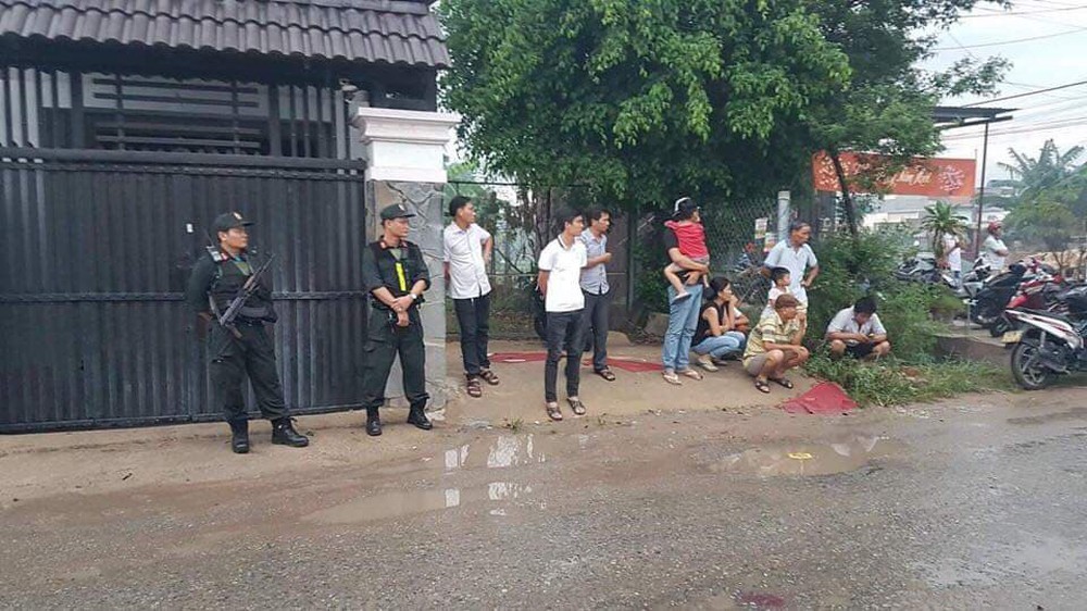 Cảnh sát vây bắt kho ma túy nửa tấn trị giá 500 tỷ ở Sài Gòn - Ảnh 1.