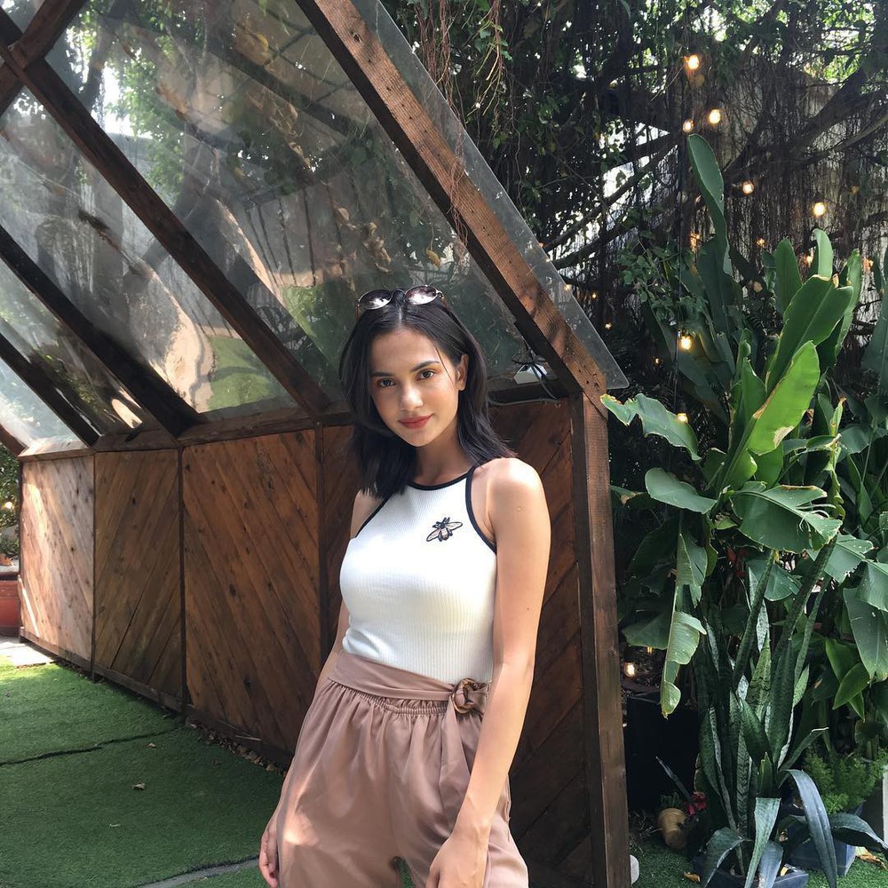 Hội con lai đang hot nhất trên MXH: Toàn là gương mặt nổi bật trong vũ trụ hot girl, có người sinh 2002 đã cực kỳ nóng bỏng - Ảnh 7.