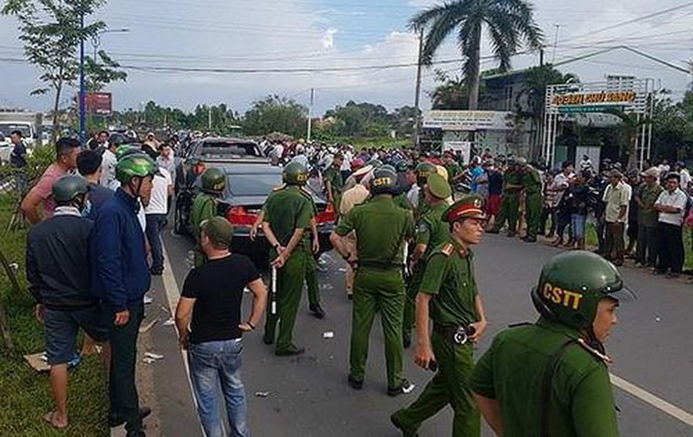 Vụ nhóm xăm trổ vây xe: Ông Lương nói chỉ quen Giang 36, không biết thanh niên xăm trổ - Ảnh 1.