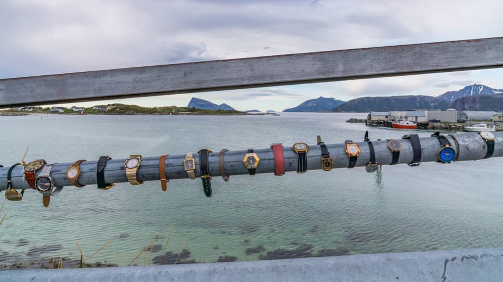 Đảo Na Uy muốn trở thành nơi đầu tiên trên thế giới không có thời gian - Ảnh 3.