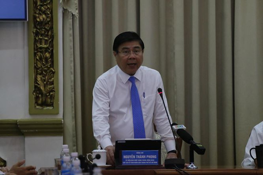 Chủ tịch TPHCM: Xử lý ông Lê Tấn Hùng thế nào thì để cơ quan điều tra làm tiếp - Ảnh 1.