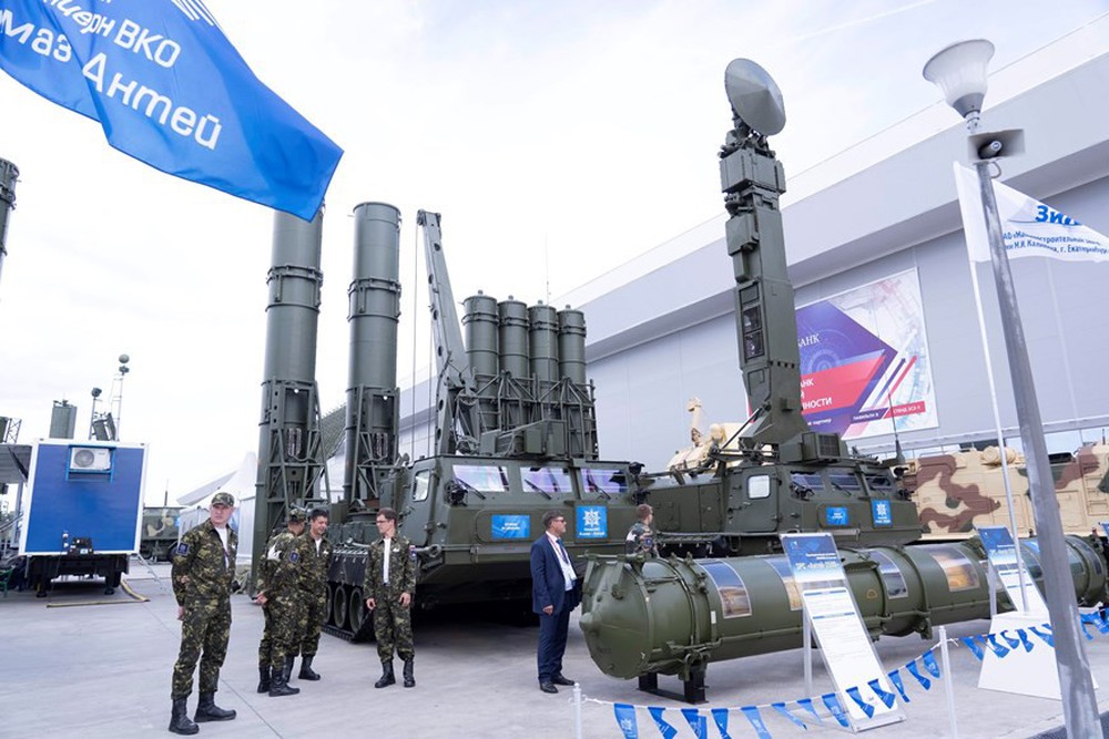 Nga trưng bày dàn vũ khí khủng bên lề diễn đàn Army-2019 - Ảnh 6.