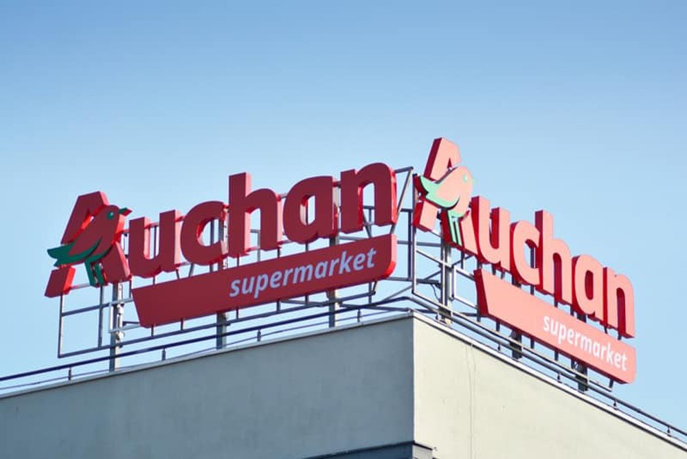 Lộ diện ông chủ mới đầy bất ngờ vừa tiếp quản hệ thống Auchan - Ảnh 1.