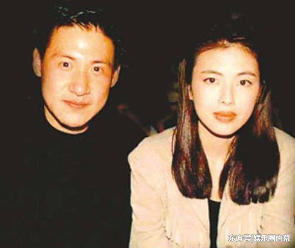 Cuộc hôn nhân tròn đầy hơn 30 năm của Thiên vương Hong Kong Trương Học Hữu: Bà xã đẹp ngang ngửa Trương Mạn Ngọc, hi sinh cả sự nghiệp vì chồng con - Ảnh 8.