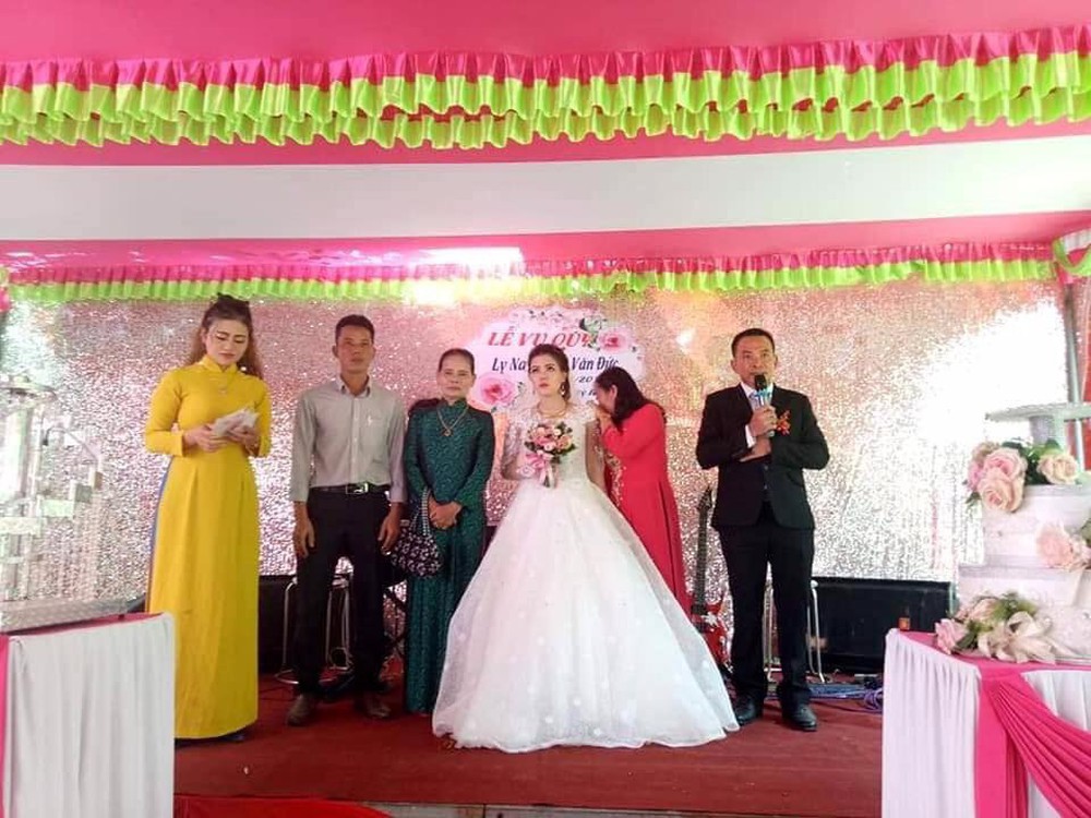 Đám cưới không chú rể ở Quảng Trị: Ai đến chung vui cũng lén lau nước mắt, thương cô dâu - Ảnh 2.