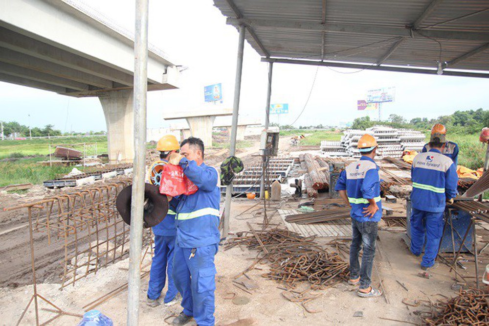 Chủ đầu tư dọa bỏ cao tốc Trung Lương - Mỹ Thuận đã giải tỏa 3200 hộ dân - Ảnh 2.