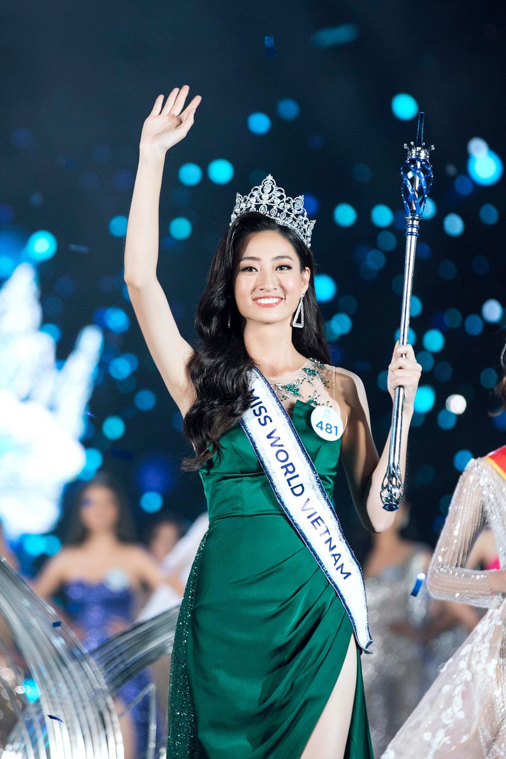 Hoa hậu Lương Thùy Linh: Tôi không nhờ vào gia thế của gia đình - Ảnh 1.