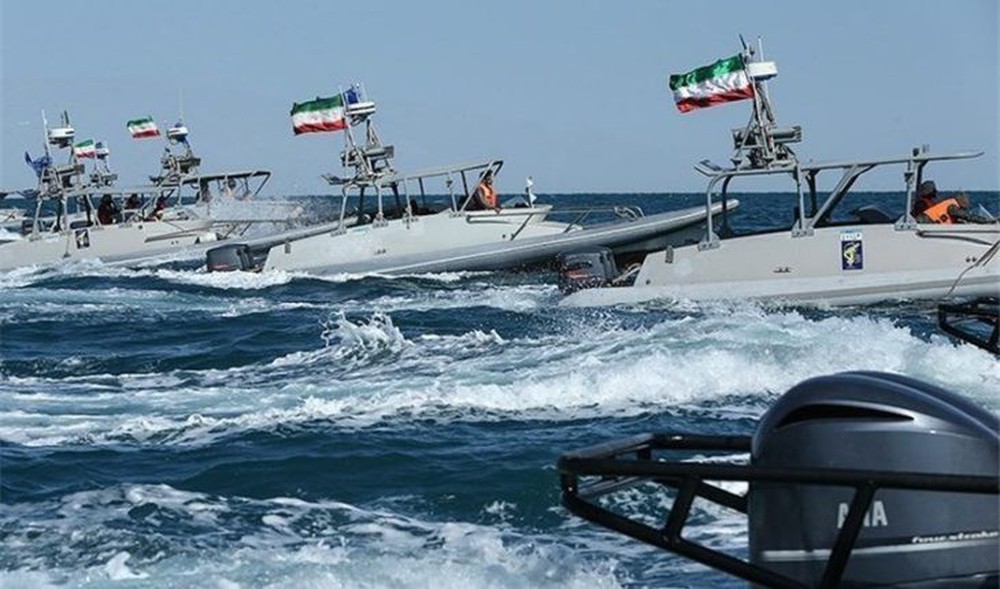 Tàu tấn công nhanh Iran: Siêu đẳng về tác chiến phi đối xứng -  NATO, Mỹ khiếp sợ! - Ảnh 3.