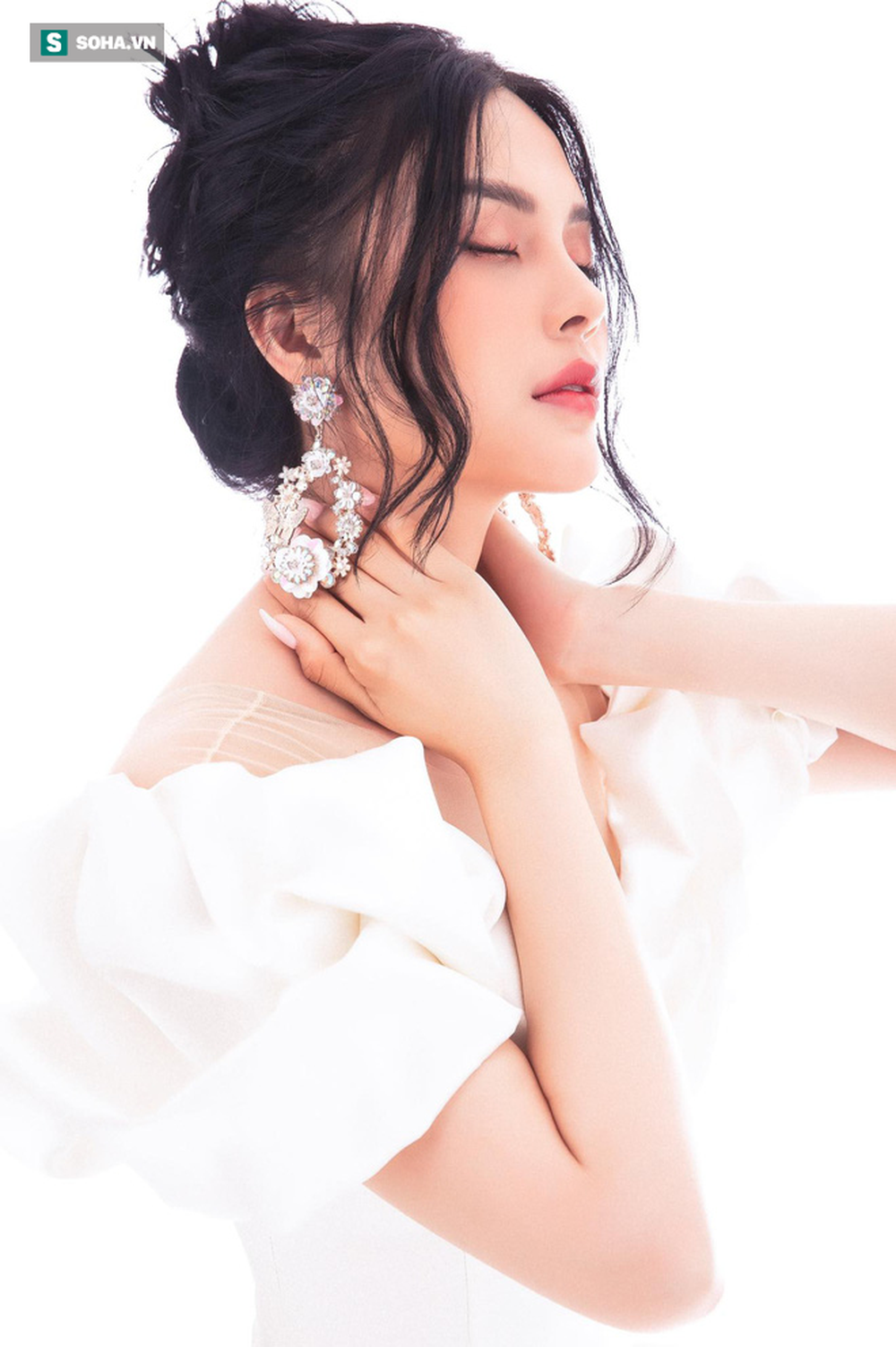 Á quân Tình Bolero 2019 - Lily Chen: Bán đất đi thi, chia tay người yêu vì không muốn bị khinh nghèo - Ảnh 1.