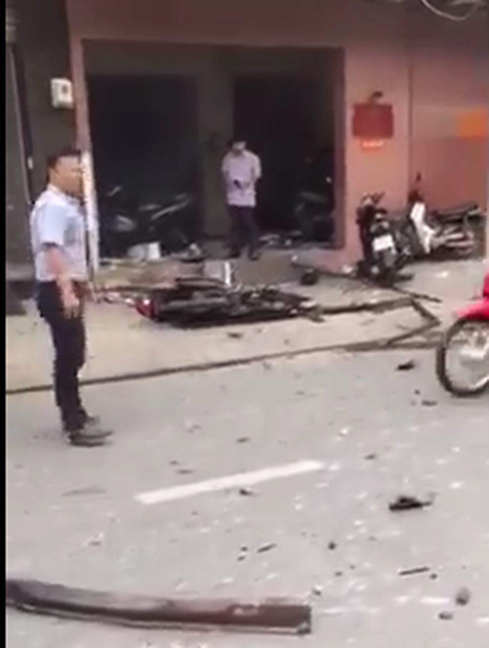 Hành trình nghẹt thở bắt nhóm khủng bố gây ra vụ nổ ở Tân Bình - Ảnh 1.
