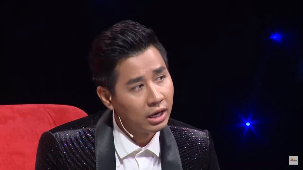 MC Nguyên Khang bị khán giả chỉ trích vì dẫn chương trình vô duyên, hỏi sỗ sàng người chơi - Ảnh 4.