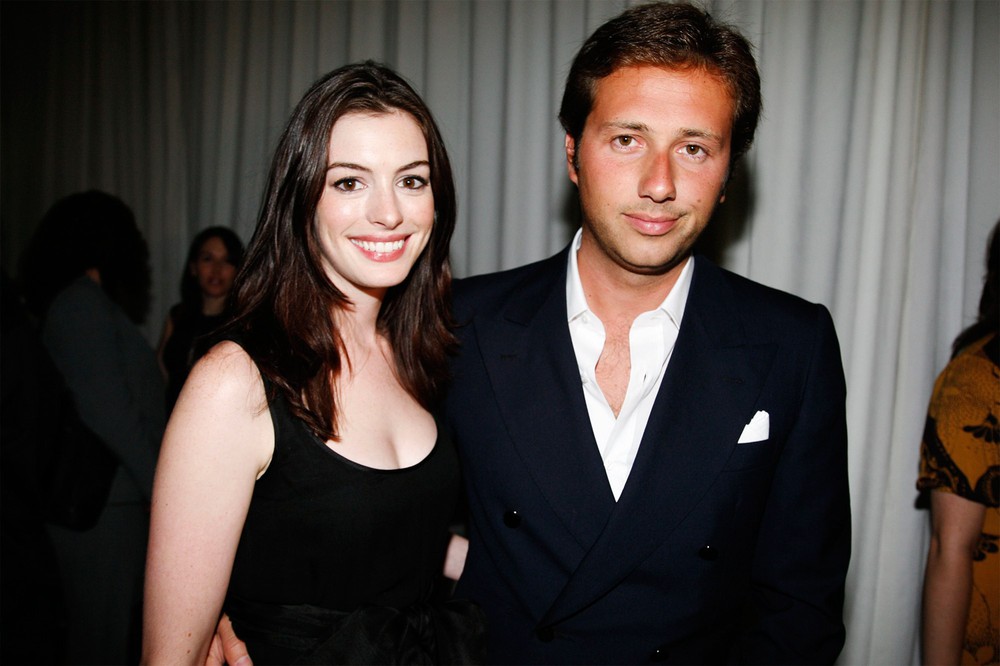 Anne Hathaway: Extreme beauty but difficult love, having to fight to have children - Photo 2.