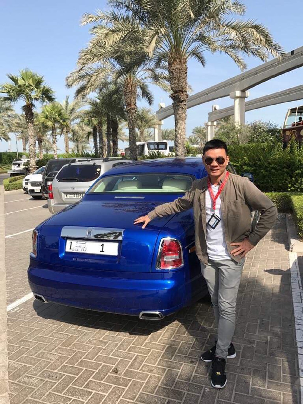 Khoa Pug thất vọng vì “đốt tiền” không đáng tại khách sạn 7 sao ở Dubai, hướng dẫn viên Việt chỉ ra điểm làm quá - Ảnh 5.