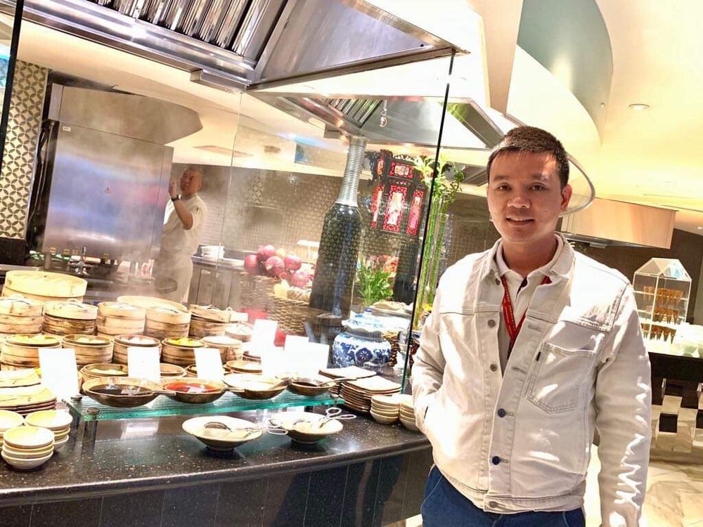 Khoa Pug thất vọng vì “đốt tiền” không đáng tại khách sạn 7 sao ở Dubai, hướng dẫn viên Việt chỉ ra điểm làm quá - Ảnh 9.
