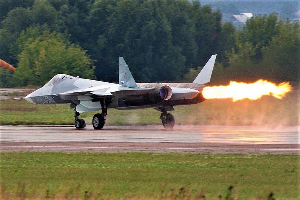 Tiêm kích tàng hình “diệt mọi mục tiêu” Su-57 - Ảnh 1.