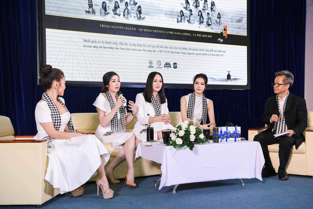 Hoa hậu Mai Phương Thúy: “Người tặng sách quý muốn thanh niên Việt có khát vọng lớn” - Ảnh 3.