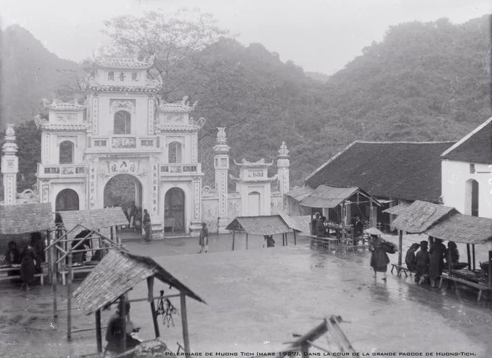 Nhìn lại những hình ảnh hiếm hoi về Chùa Hương năm 1927 - Ảnh 6.