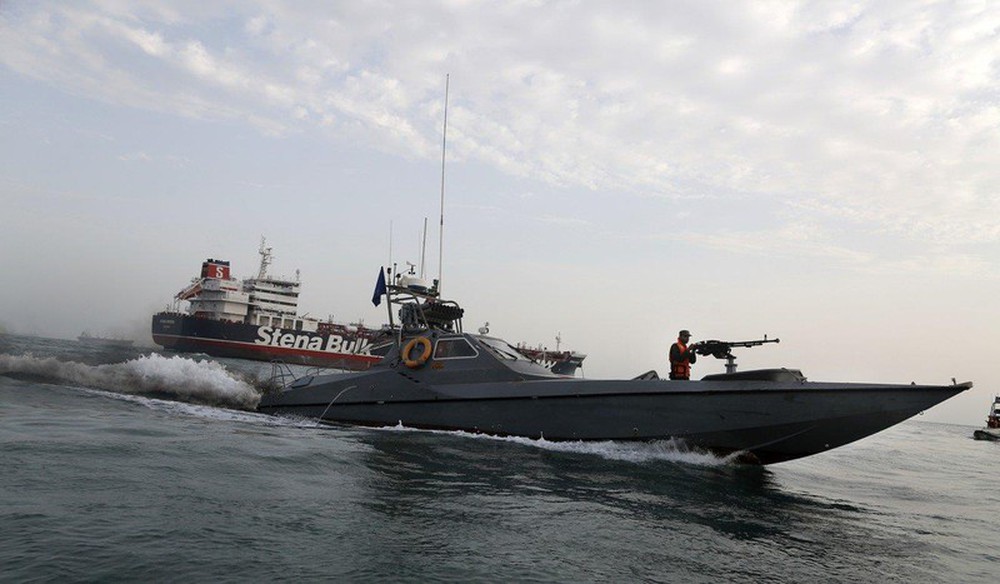 Iran nói sẽ thả tàu dầu mang cờ Anh trong vài ngày nữa - Ảnh 2.