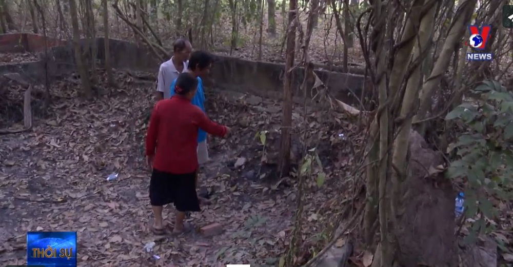 Hiện trường vụ phát hiện 9 bộ hài cốt cất giấu tại ao bỏ hoang và trong nhà dân ở Tây Ninh - Ảnh 8.