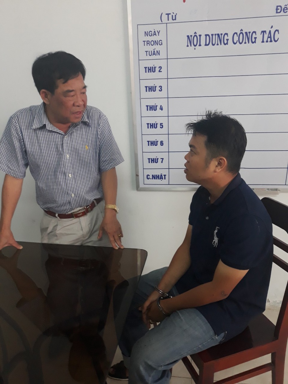 Kẻ cầm đầu nhóm bắt cóc nữ sinh đòi 5 tỷ đồng là cựu cán bộ Công an TP Cần Thơ - Ảnh 1.