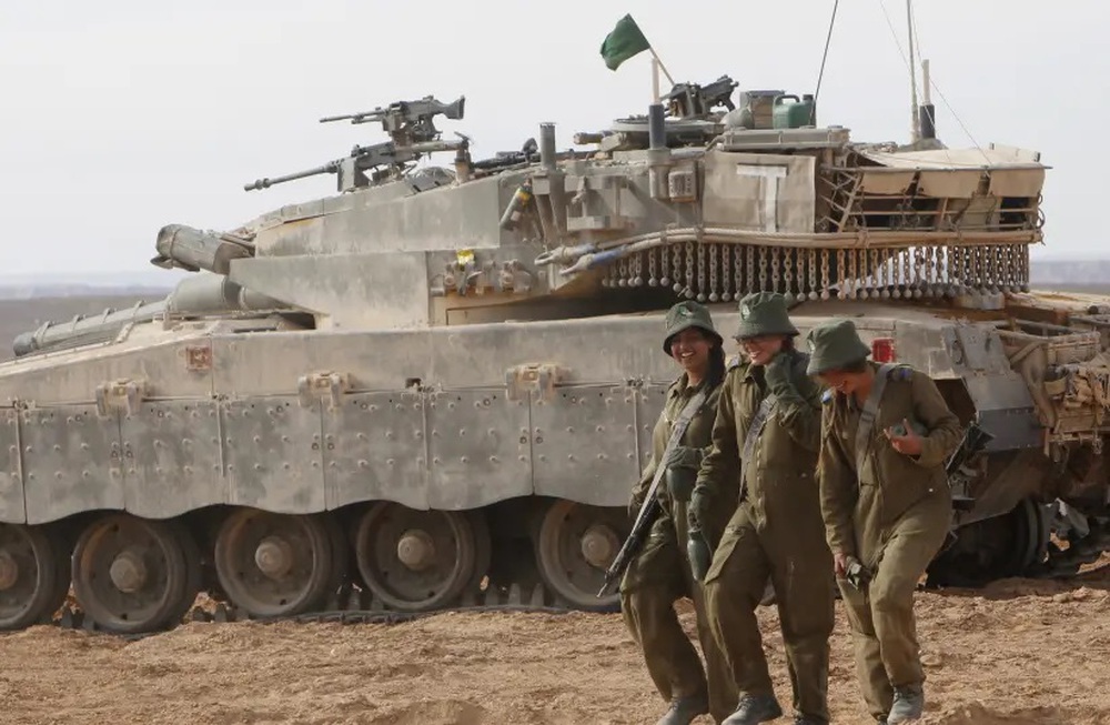 Lực lượng phòng vệ Israel: Nữ quân nhân sẽ không thể vượt qua vùng cấm này? - Ảnh 1.