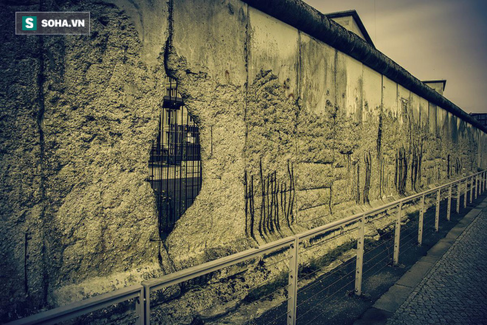 Điều gì sẽ xảy ra nếu Bức tường Berlin không sụp đổ? - Ảnh 1.