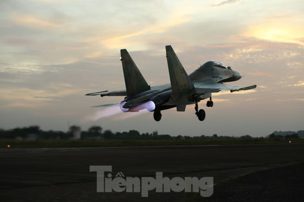 Su-30MK2 – Những thiên binh canh trời - giữ biển - Ảnh 9.