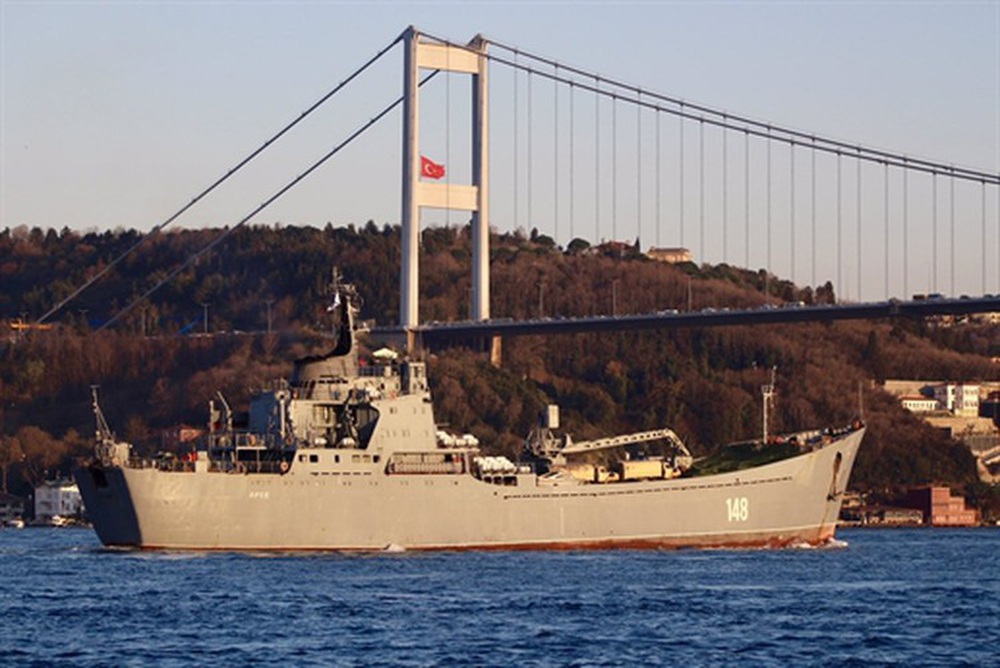 [ẢNH] Thổ Nhĩ Kỳ dọa bóp yết hầu Bosphorus, chặn đường tiếp vận của Nga cho Syria - Ảnh 7.