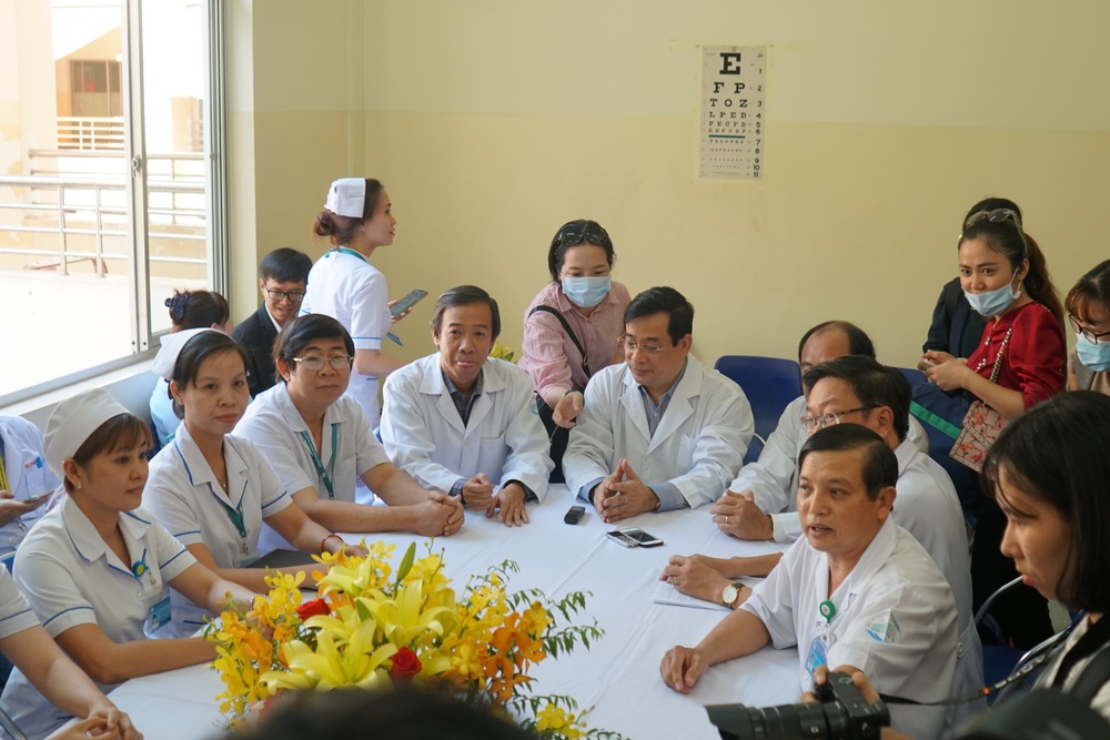 Bệnh nhân thứ 3 nhiễm corona ở Sài Gòn được chữa khỏi: Tôi từ chỗ chết trở về - Ảnh 1.