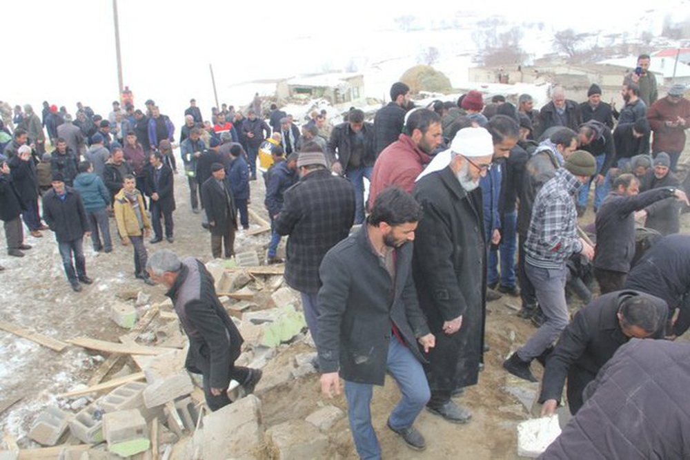 Động đất trên biên giới Iran - Thổ Nhĩ Kỳ, hơn 1.000 căn nhà đổ sập - Ảnh 5.