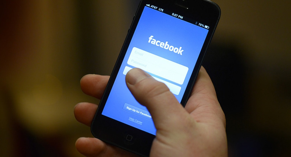 Facebook từng bí mật phát triển một smartphone chỉ dành cho người thuận tay phải - Ảnh 1.