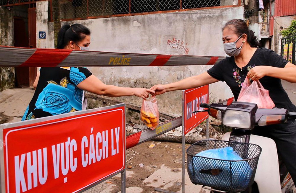 Dựng rào chắn, cách ly khu vực hướng dẫn viên du lịch nhiễm Covid