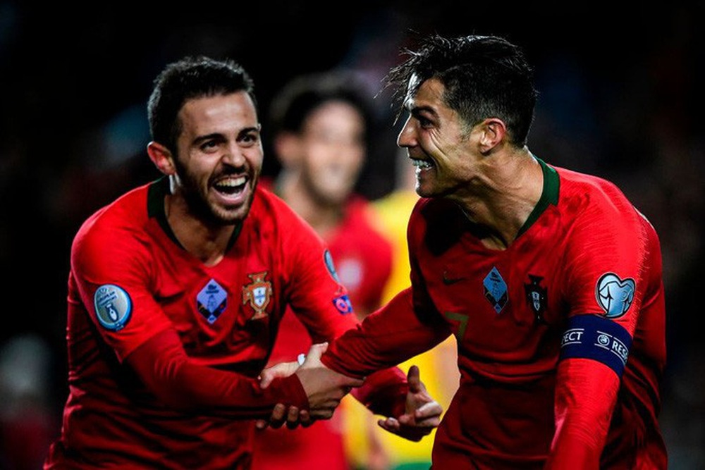 Ronaldo khởi xướng, tuyển Bồ Đào Nha góp 50% tiền thưởng EURO 2020 - Ảnh 3.
