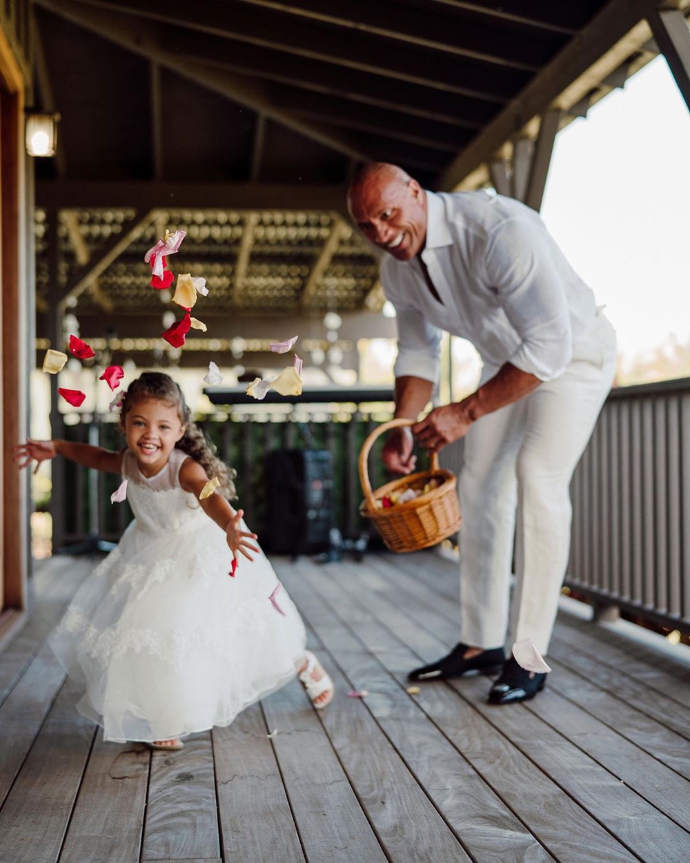 The Rock: The Hollywood giant and the small moments of surprise in front of his wife and children - Photo 12.