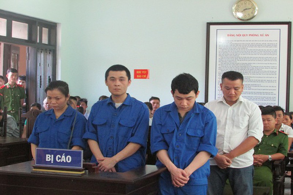 Vợ chồng ông trùm đường dây mua bán ma túy tại Thừa Thiên Huế dắt nhau vào tù - Ảnh 1.