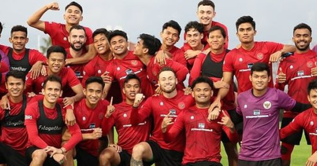 Sao nhập tịch bị chỉ trích, cầu thủ Indonesia đồng loạt đáp trả