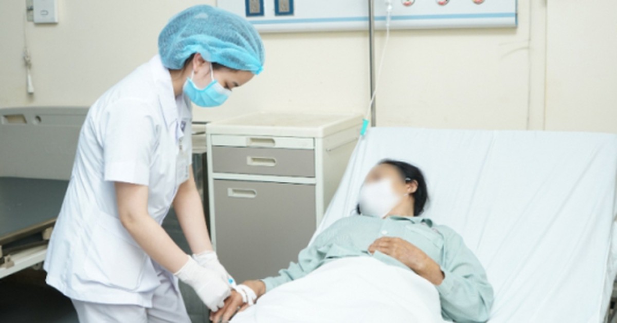 Người phụ nữ đeo bỉm ròng rã hơn 30 năm vì mắc... bệnh khó nói